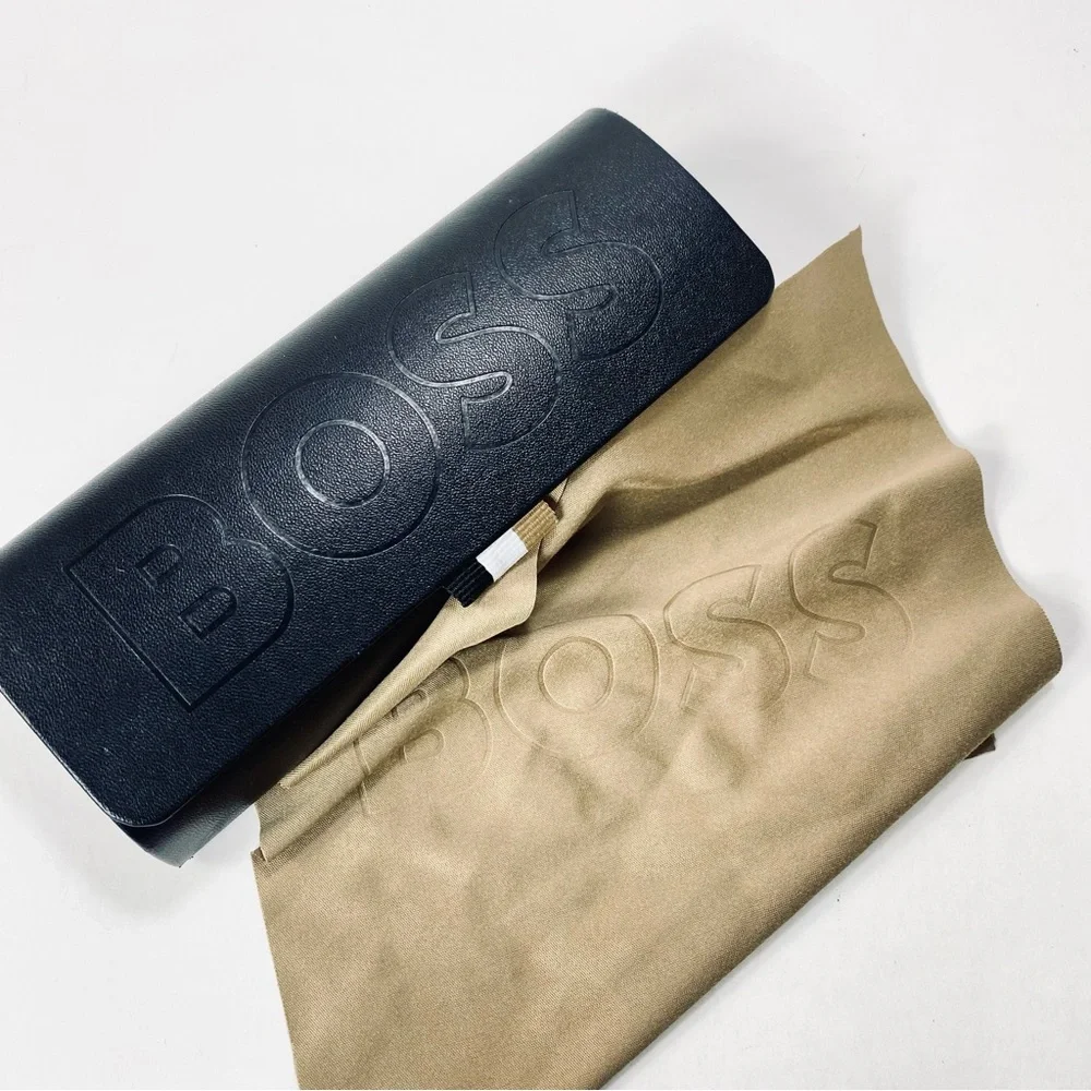 Hugo Boss Clamshell Hard Case Black Eyeglass Sunglasses Case with Cleaning Cloth